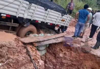 URGE REPARAR CARRETERA A TOURNAVISTA