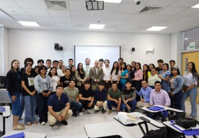 GERENTE REGIONAL DEL BCP Y ESTUDIANTES DE LA UTP ANALIZAN LA REALIDAD SOCIO ECONÓMICA DE LORETO