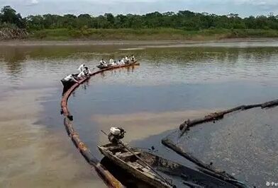ORDENAN LIMPIEZA  TOTAL DE ÁREAS AFECTADAS  POR DERRAME PETRÓLEO