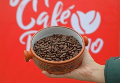 PERÚ ALCANZA RÉCORD US$1,796 MILLONES EN EXPORTACIONES DE CAFÉ PERÚ ALCANZA RÉCORD US$1,796 MILLONES EN EXPORTACIONES DE CAFÉ